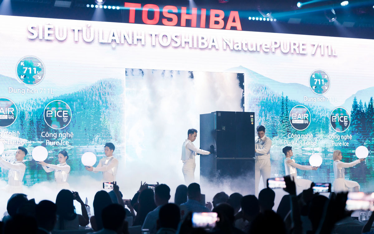 Hãng Toshiba ra mắt siêu tủ lạnh Nature PURE 711 lít Hãng Toshiba ra mắt siêu tủ lạnh Nature PURE 711 lít