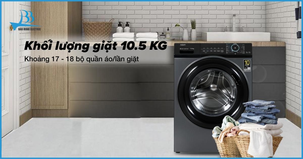 Máy giặt Aqua AQD-A1052J.BK có khối lượng giặt lên đến 10.5 kg cho cả gia đình