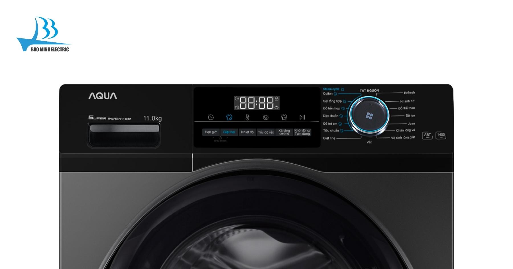 Máy giặt Aqua AQD-A1102J.BK có bảng điều khiển dễ sử dụng