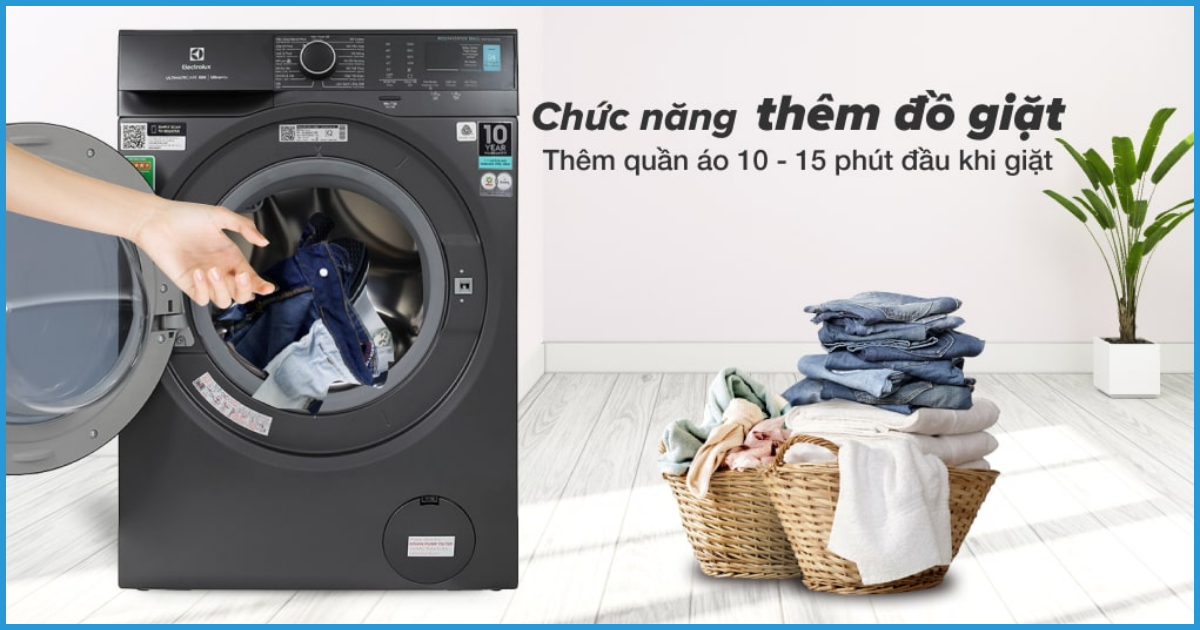 Máy giặt Electrolux có thể thêm quần áo 10-15 phút đầu khi giặt