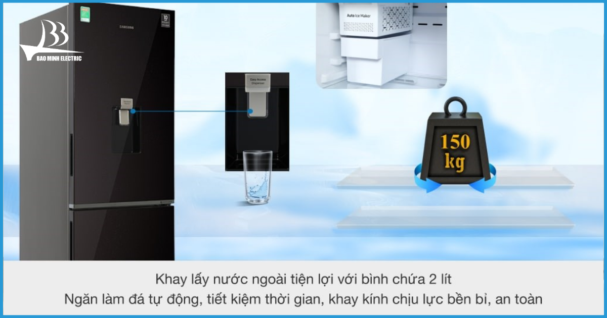 Thiết kế hiện đại với khay lấy nước bên ngoài của tủ lạnh Samsung Inverter 307 lít RB30N4190BU/SV 