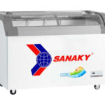 Tủ đông Sanaky VH-4899KB mặt kính cong 350L