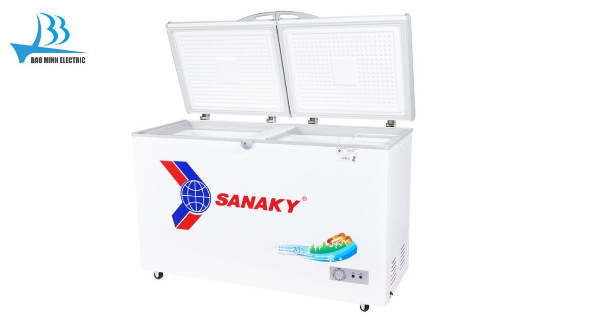 Tủ đông Sanaky VH3699A1 với thiết kế 1 ngăn đông - 2 cánh mở giúp mang đến không gian lưu trữ rộng rãi