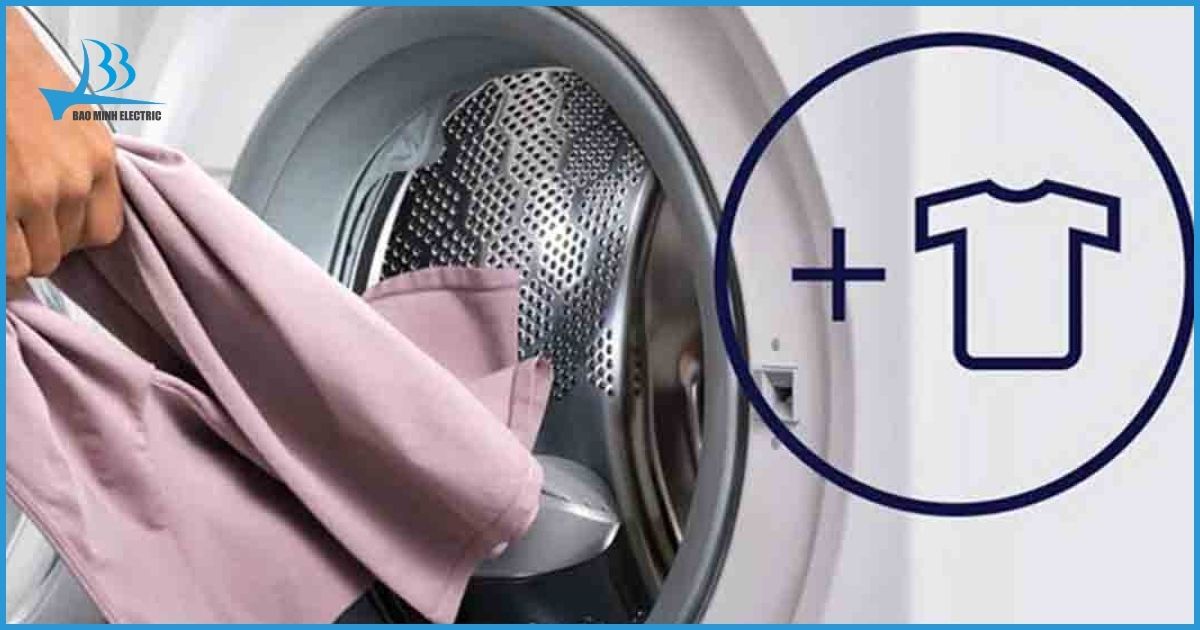 Thêm quần áo dễ dàng tiện lợi không lo bỏ sót đồ với máy giặt Electrolux Inverter