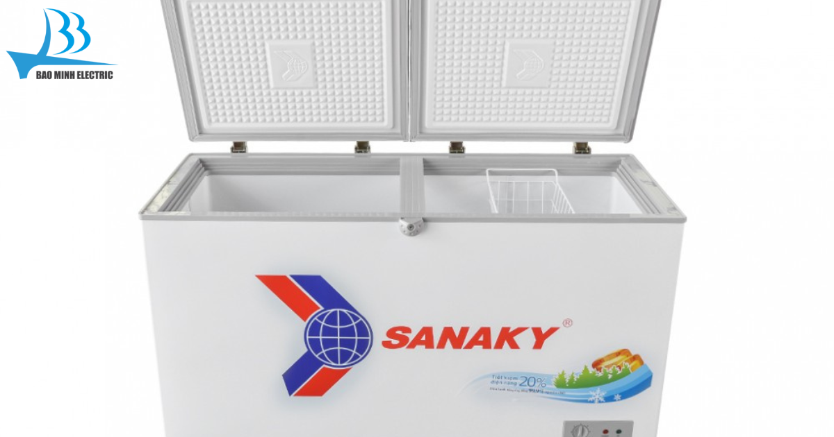 Tủ đông Sanaky VH2899W3 220L được thiết kế là một khối thép sơn tĩnh điện