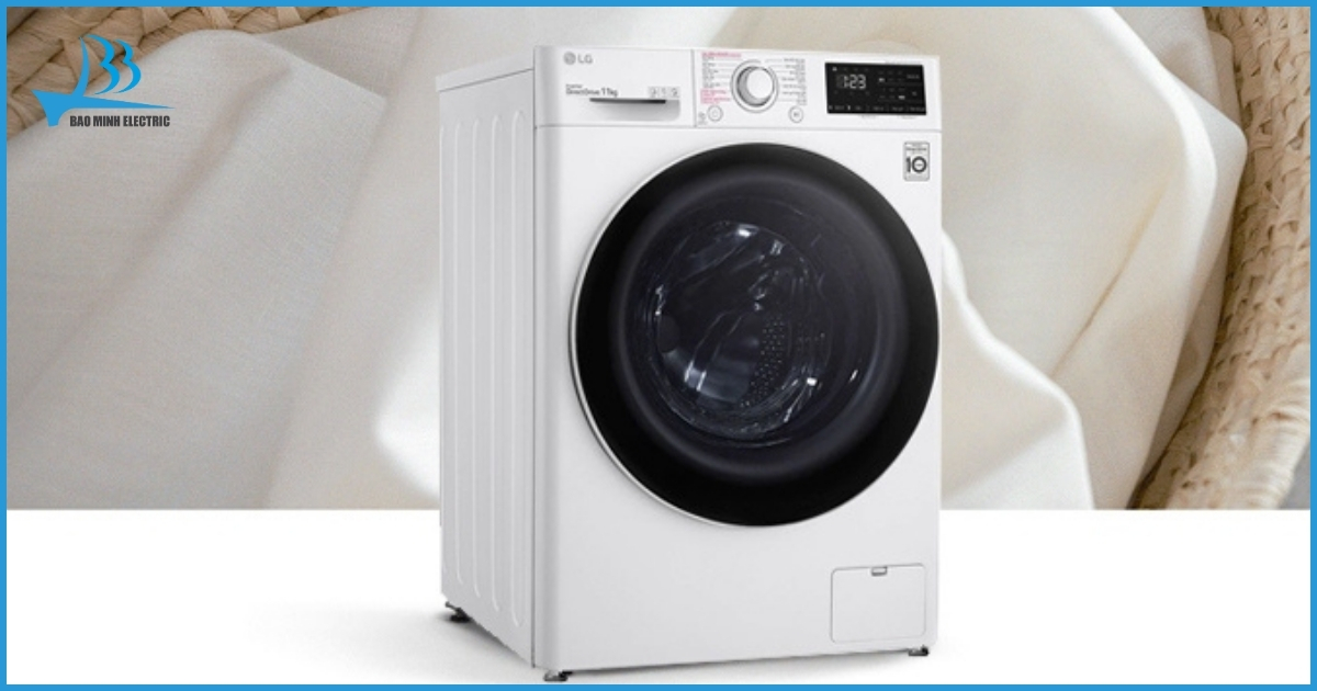 Máy giặt 11 KG hãng LG sở hữu nhiều điểm cộng về ngoại hình lẫn tính năng