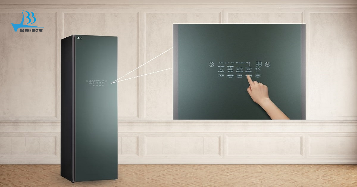 Tủ giặt sấy LG S5GOC  được trang bị bảng điều khiển cảm ứng với chỉ dẫn tiếng Anh