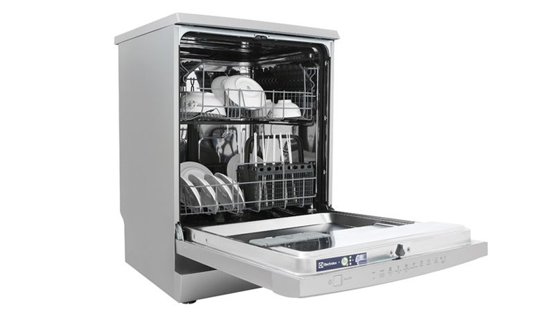 may-rua-bat-electrolux-esf5512lox-2