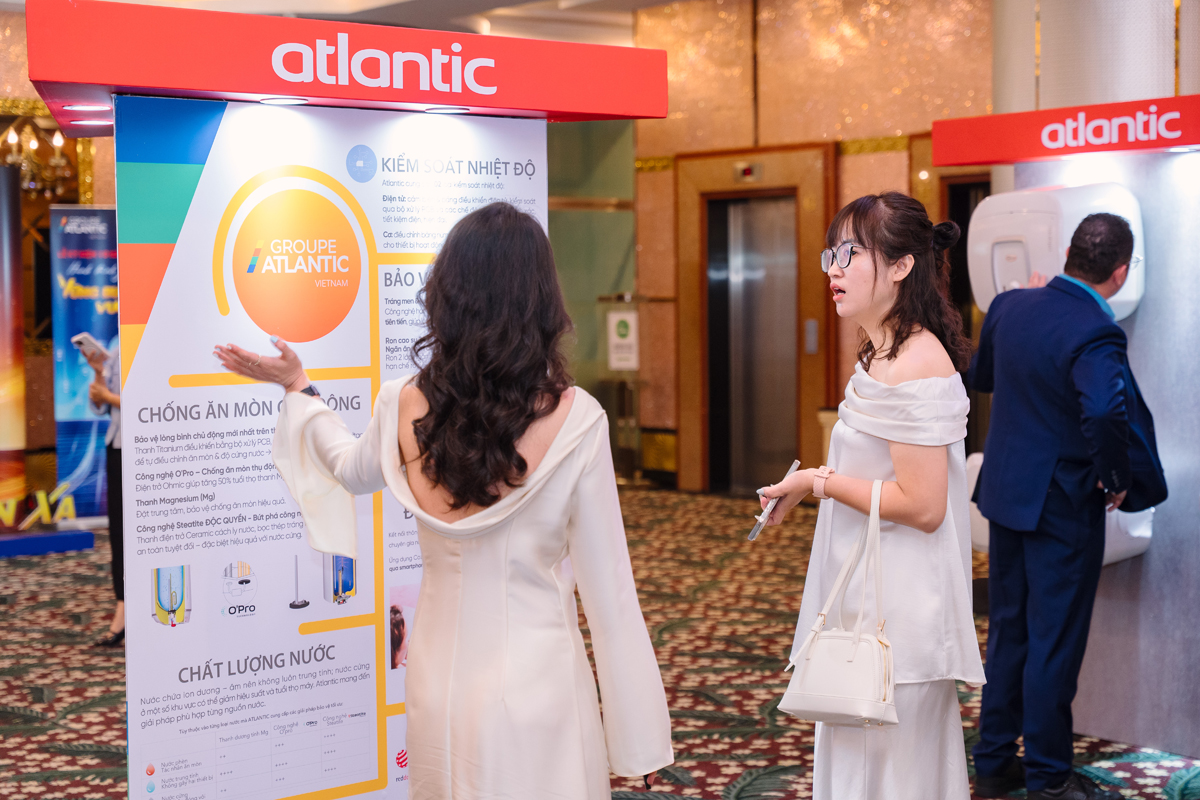 Ra mắt giới thiệu bình nóng lạnh Atlantic Ra mắt giới thiệu bình nóng lạnh Atlantic