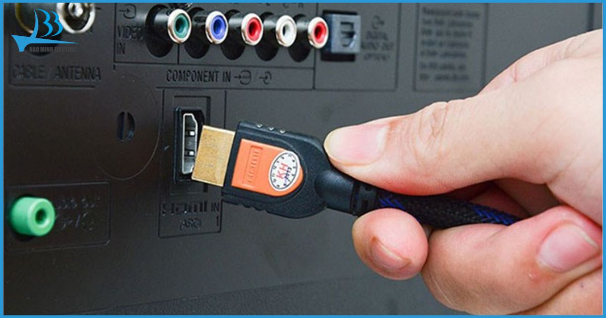 Khởi động lại Tivi để khắc phục tình trạng mất con trỏ chuột