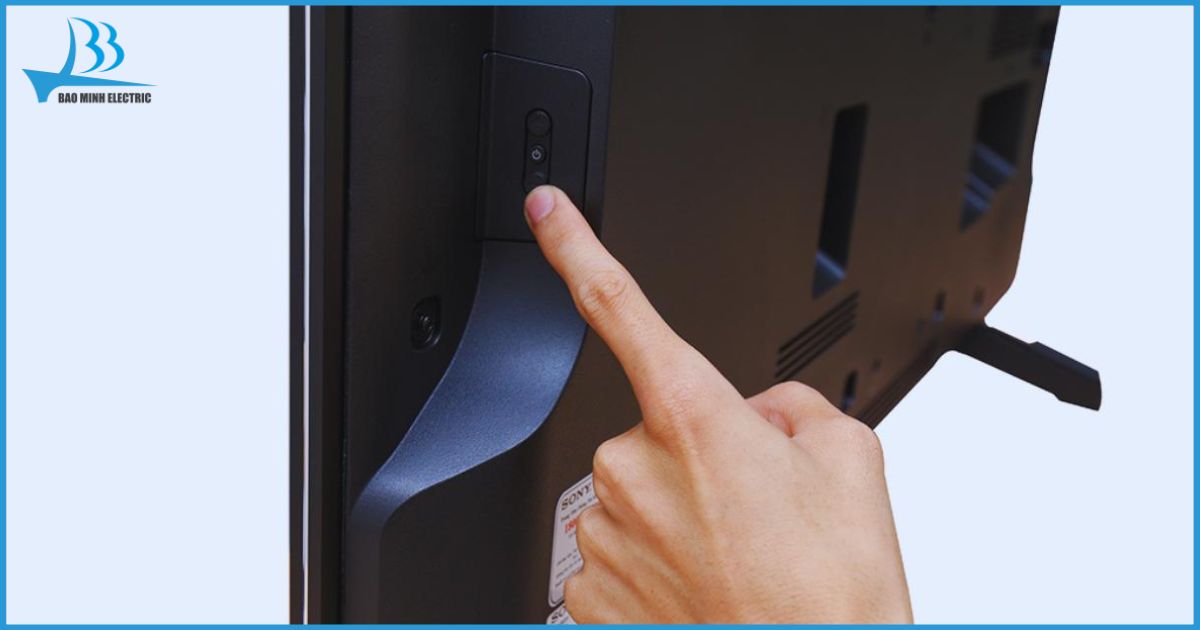 Thường xuyên vệ sinh thiết bị để đảm bảo tivi hoạt động ổn định