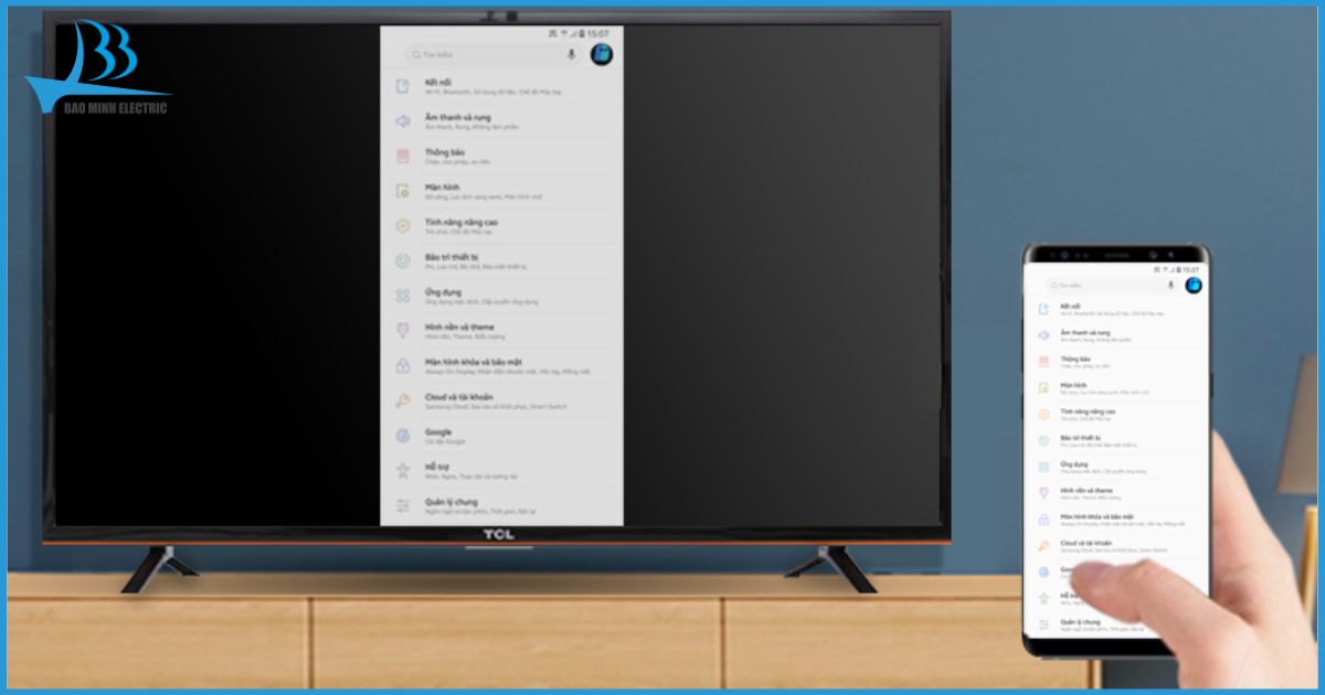 Tính năng AirPlay cho phép người dùng iPhone/iPad phản chiếu màn hình lên tivi TCL với chất lượng sắc nét và mượt mà.