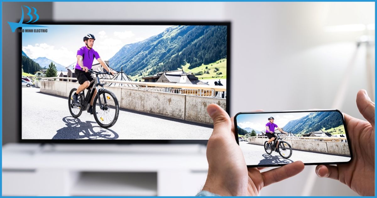 Tính năng Miracast giúp bạn kết nối điện thoại với tivi TCL nhanh chóng, dễ dàng
